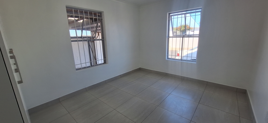 4 Bedroom Property for Sale in Skiathos Western Cape